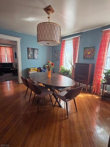 21 Glenwood Pl, East Orange City, NJ 07017