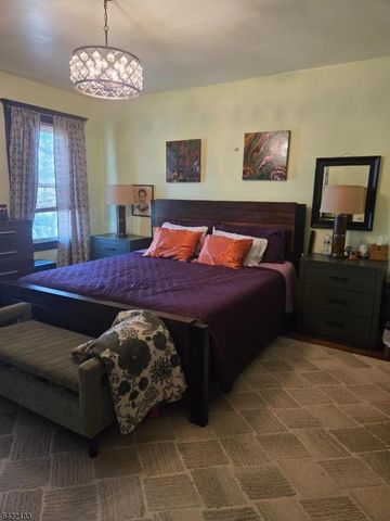 21 Glenwood Pl, East Orange City, NJ 07017