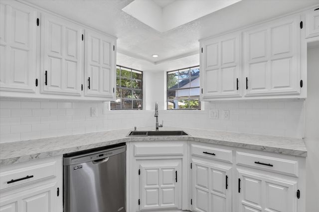 1830 Hillcroft Drive, Duncanville, TX 75137