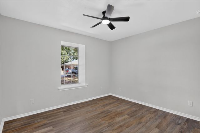1830 Hillcroft Drive, Duncanville, TX 75137