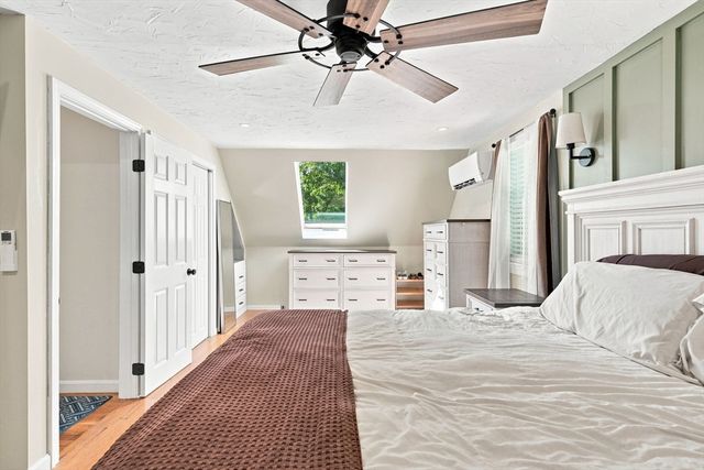 7 Lascala Ave, Plymouth, MA 02360