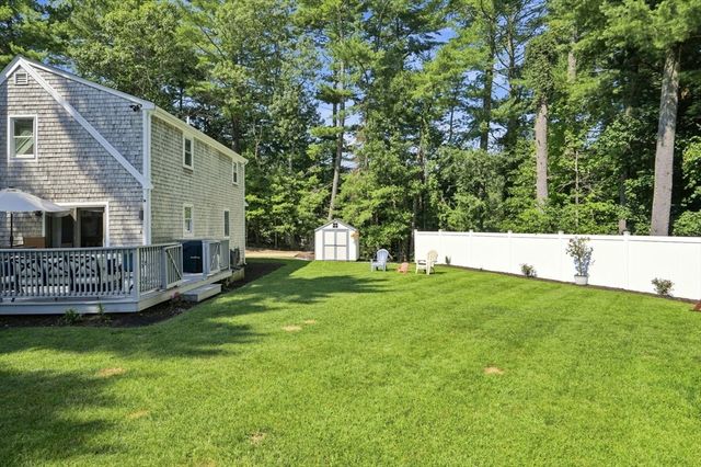 7 Lascala Ave, Plymouth, MA 02360