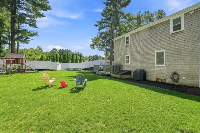 7 Lascala Ave, Plymouth, MA 02360