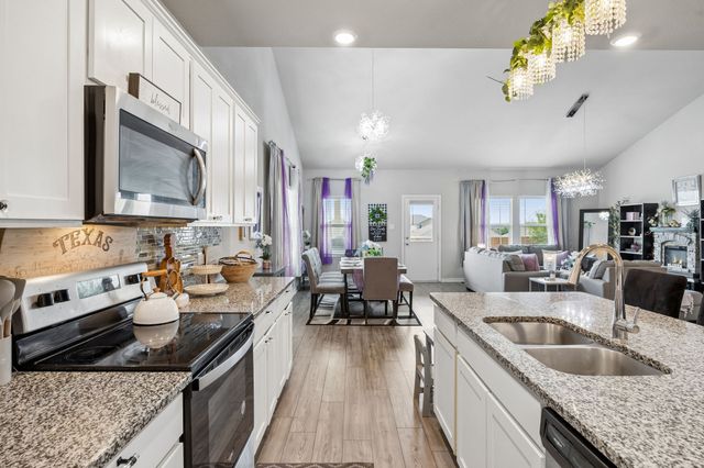 10625 High Ridge Lane, Fort Worth, TX 76108