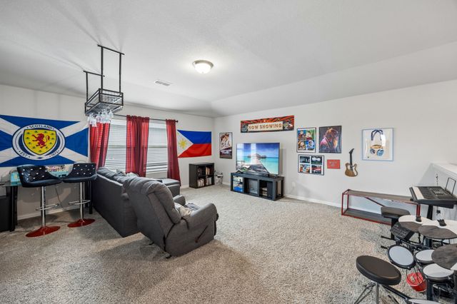10625 High Ridge Lane, Fort Worth, TX 76108
