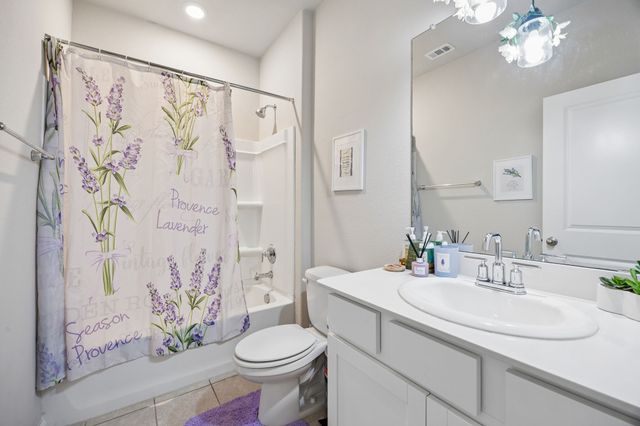 10625 High Ridge Lane, Fort Worth, TX 76108