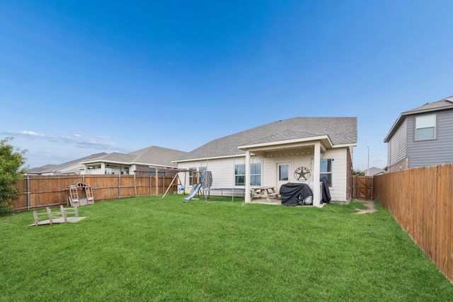 10625 High Ridge Lane, Fort Worth, TX 76108