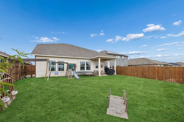 10625 High Ridge Lane, Fort Worth, TX 76108