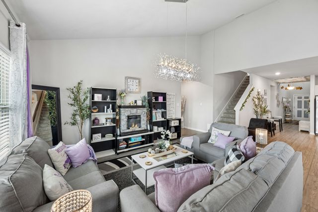 10625 High Ridge Lane, Fort Worth, TX 76108