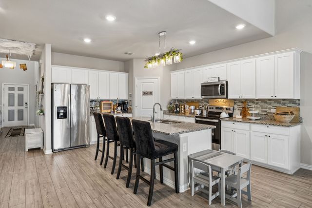 10625 High Ridge Lane, Fort Worth, TX 76108