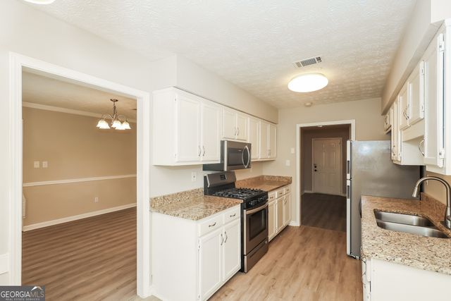 9183 Snipe Lane, Jonesboro, GA 30236