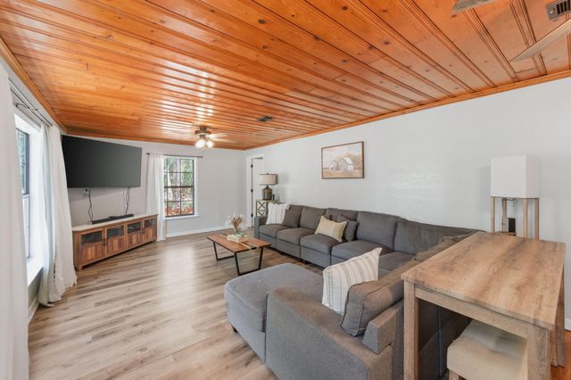 5747 J V Woolley Road, Crestview, FL 32539