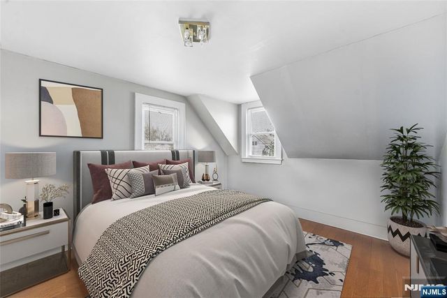 43 Esmond Place, Tenafly, NJ 07670