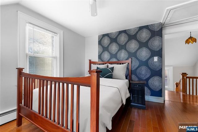 43 Esmond Place, Tenafly, NJ 07670