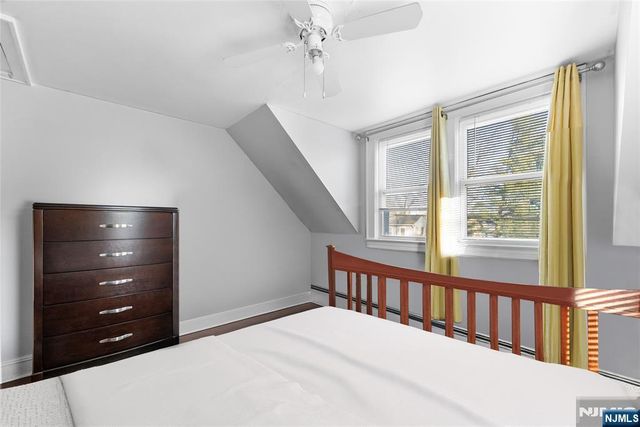 43 Esmond Place, Tenafly, NJ 07670