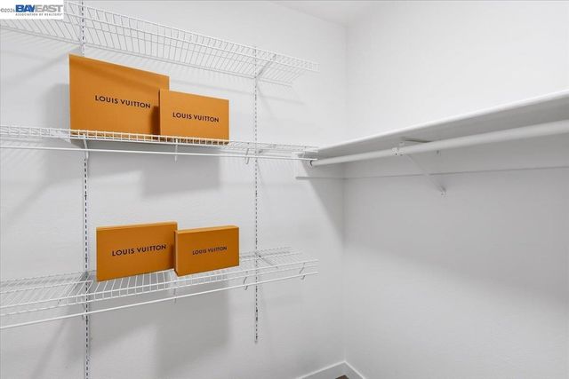 25055 COPA DEL ORO DR 102, Hayward, CA 94545