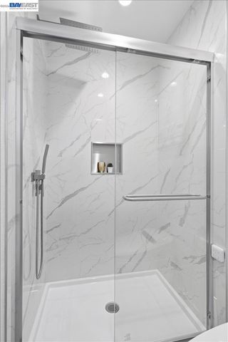 25055 COPA DEL ORO DR 102, Hayward, CA 94545