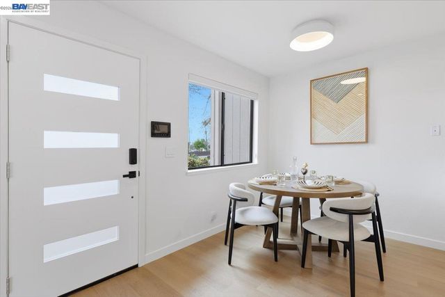 25055 COPA DEL ORO DR 102, Hayward, CA 94545