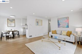 25055 COPA DEL ORO DR 102, Hayward, CA 94545