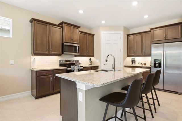 844 HEATHER LAKE AVENUE, Cape Coral, FL 33993