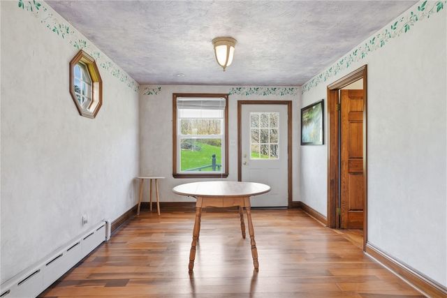 20 Walker Rd, Jefferson Twp, PA 15021