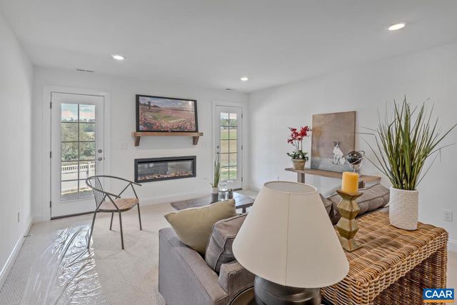 3442 ODOM CT, Charlottesville, VA 22901