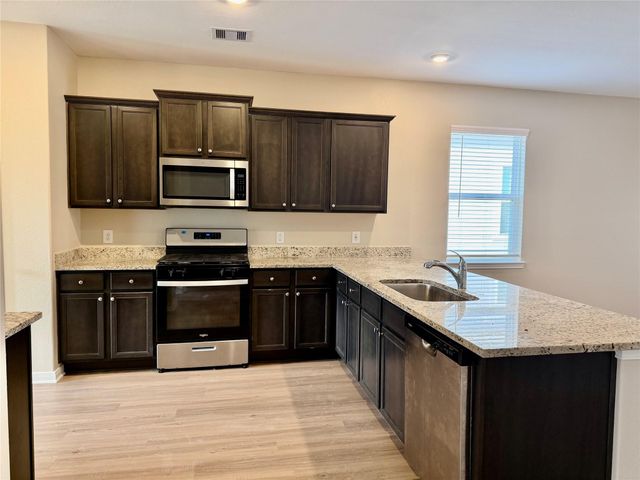 15514 Caramel Springs Drive, Conroe, TX 77303