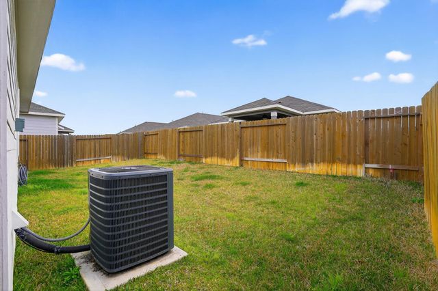 15514 Caramel Springs Drive, Conroe, TX 77303