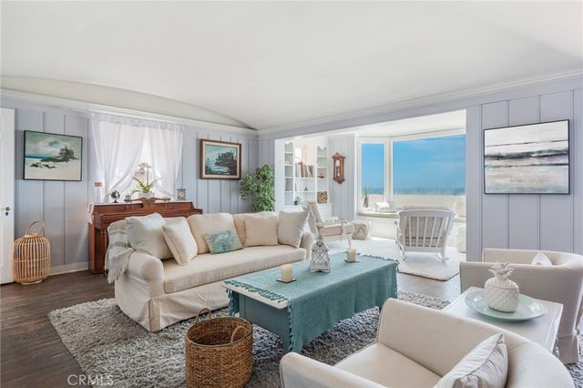 1818 The Strand 1, Hermosa Beach, CA 90254