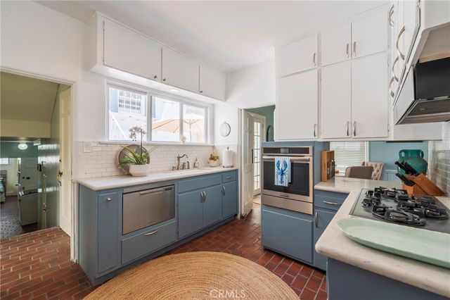 1818 The Strand 1, Hermosa Beach, CA 90254