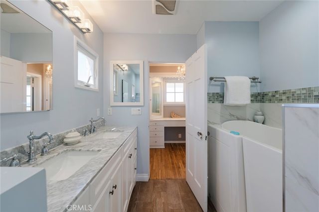 1818 The Strand 1, Hermosa Beach, CA 90254