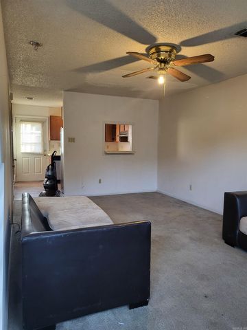 1 Shelby Rd Apt 404, Sherwood, AR 72120