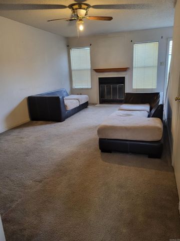 1 Shelby Rd Apt 404, Sherwood, AR 72120