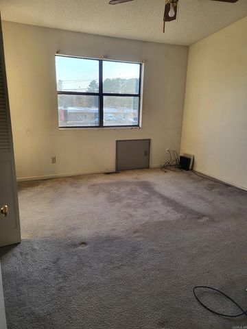 1 Shelby Rd Apt 404, Sherwood, AR 72120