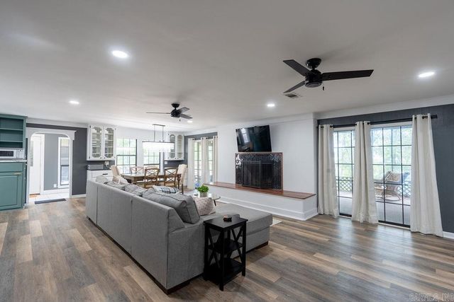 445 Tortoise Bay Road, Higden, AR 72067