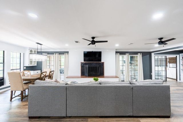 445 Tortoise Bay Road, Higden, AR 72067