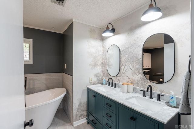 445 Tortoise Bay Road, Higden, AR 72067