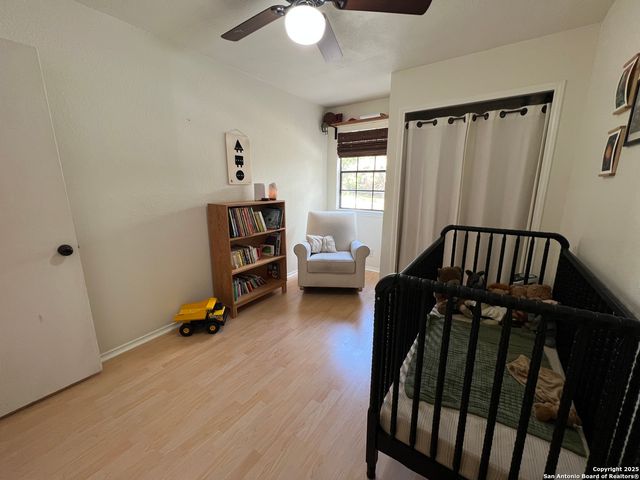 15611 Knollhollow, San Antonio, TX 78247