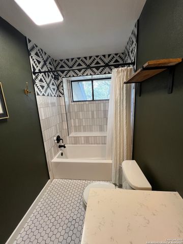 15611 Knollhollow, San Antonio, TX 78247