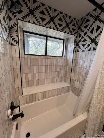 15611 Knollhollow, San Antonio, TX 78247