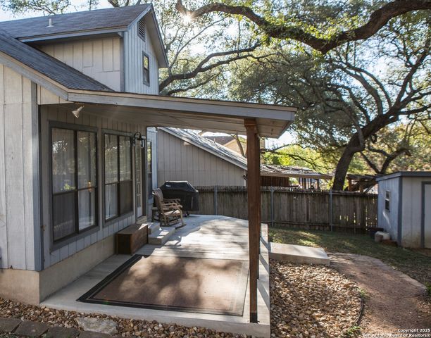 15611 Knollhollow, San Antonio, TX 78247