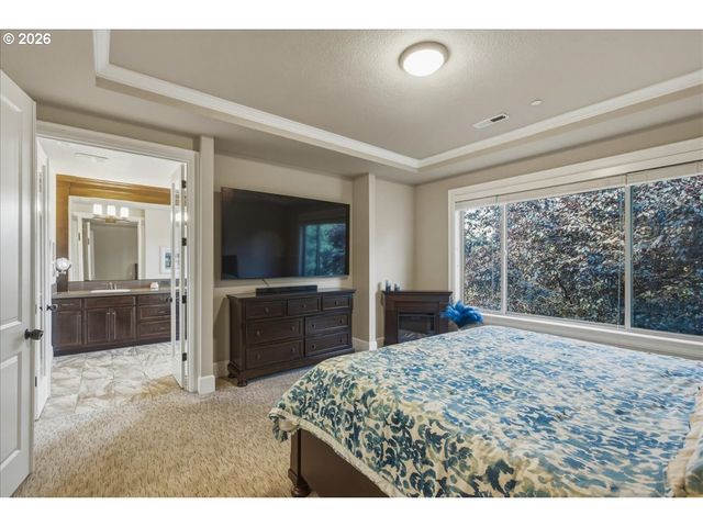 2536 COEUR D ALENE Dr, West Linn, OR 97068