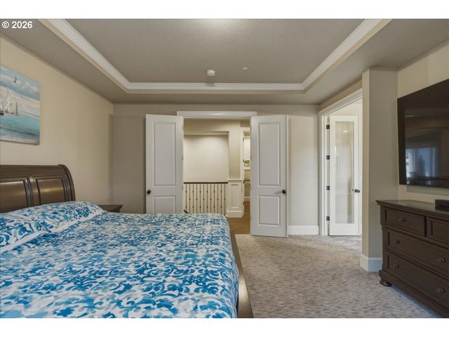2536 COEUR D ALENE Dr, West Linn, OR 97068