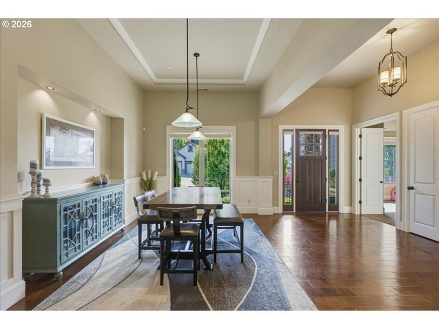 2536 COEUR D ALENE Dr, West Linn, OR 97068