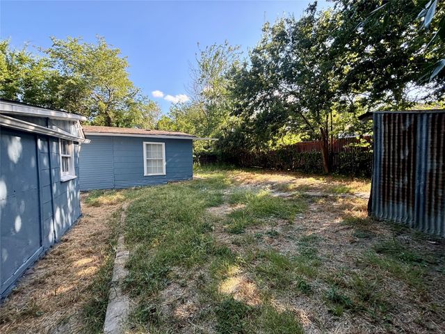 702 S College Street, Mckinney, TX 75069