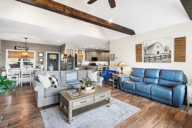 958 New Forest Road, Young Harris, GA 30582