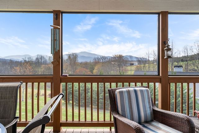 958 New Forest Road, Young Harris, GA 30582