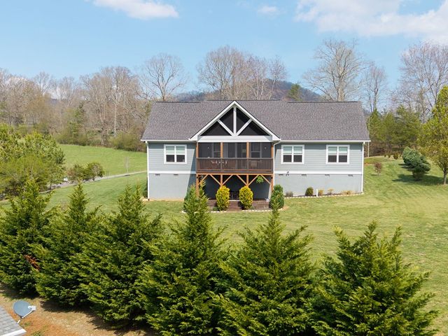 958 New Forest Road, Young Harris, GA 30582