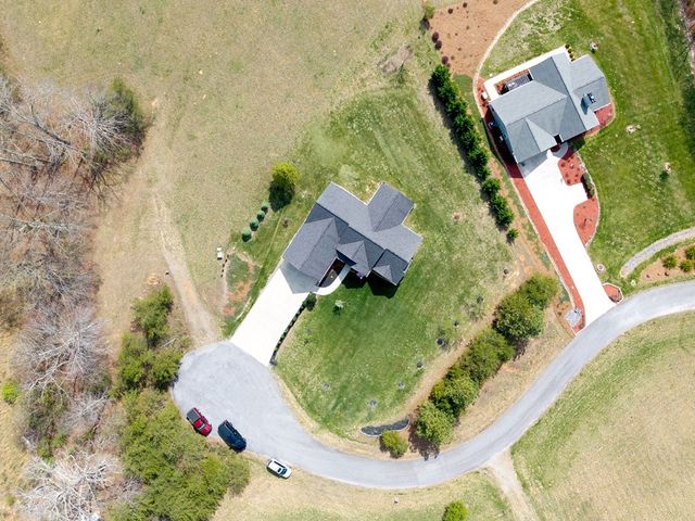 958 New Forest Road, Young Harris, GA 30582