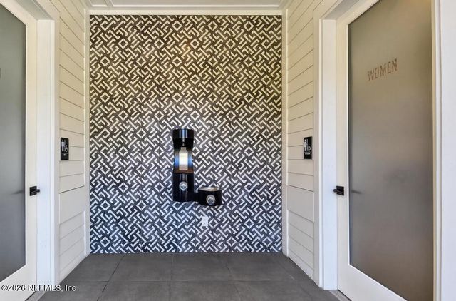 240 RANCH LAND Circle, St. Johns, FL 32259